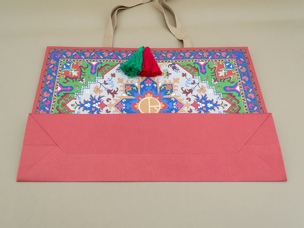 Bild_1024x768_Content_Products_Paper_carrier_bags_Standard_bottom_Bild3