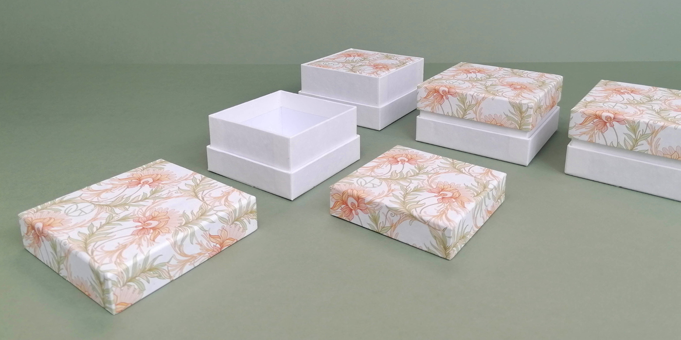 Bilder_Header_1400x700_Products_Boxes_Collar_box_Bild2