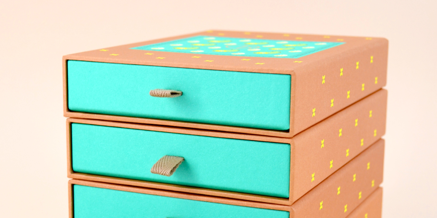 Bilder_Header_1400x700_Products_Boxes_Slipcase_box_Bild2